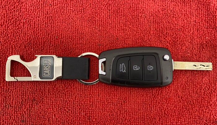 2020 Hyundai Verna S 1.5 PETROL MT, Petrol, Manual, 14,456 km, Key Close Up