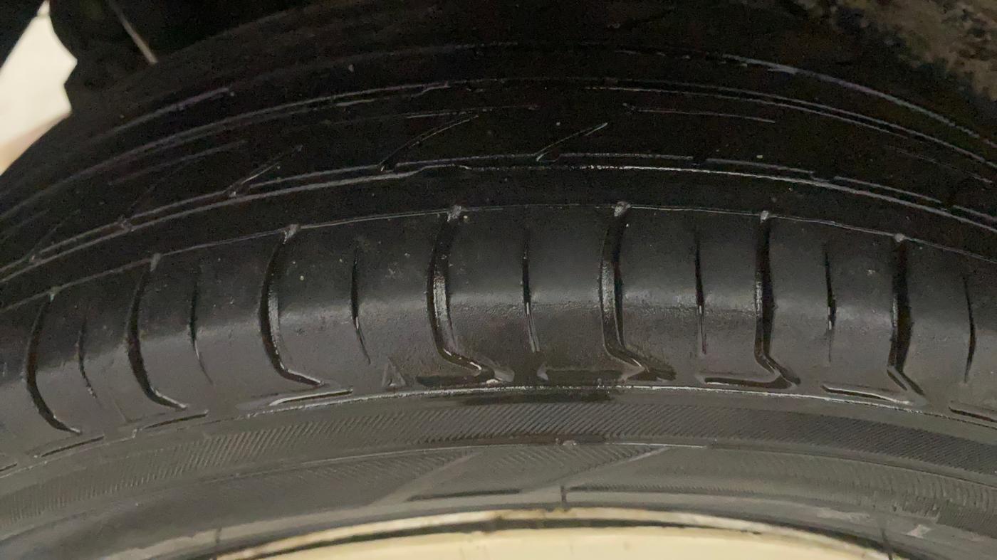 2012 Maruti Wagon R 1.0 LXI, Petrol, Manual, 1,18,766 km, Right Rear Tyre Tread