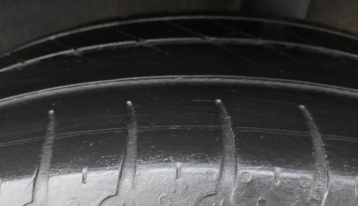 2021 Renault Kwid RXT 0.8, Petrol, Manual, 36,932 km, Left Rear Tyre Tread