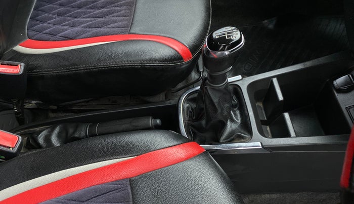 2021 Renault Kwid RXT 0.8, Petrol, Manual, 36,932 km, Gear Lever