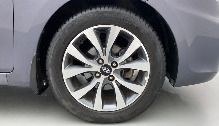 2013 Hyundai Verna FLUIDIC 1.6 CRDI SX OPT, Diesel, Manual, 97,264 km, Right Front Wheel
