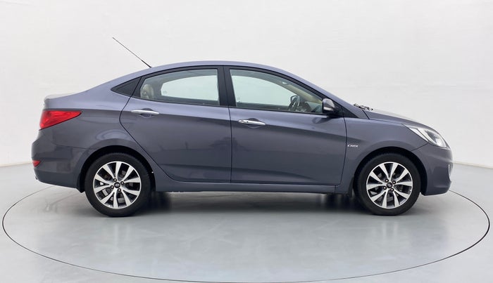 2013 Hyundai Verna FLUIDIC 1.6 CRDI SX OPT, Diesel, Manual, 97,264 km, Right Side View