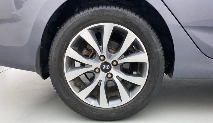2013 Hyundai Verna FLUIDIC 1.6 CRDI SX OPT, Diesel, Manual, 97,264 km, Right Rear Wheel