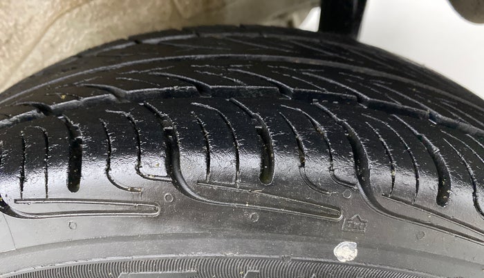 2014 Maruti Wagon R 1.0 VXI, Petrol, Manual, 94,458 km, Left Rear Tyre Tread
