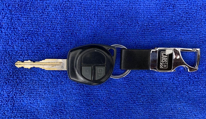 2014 Maruti Wagon R 1.0 VXI, Petrol, Manual, 94,458 km, Key Close Up