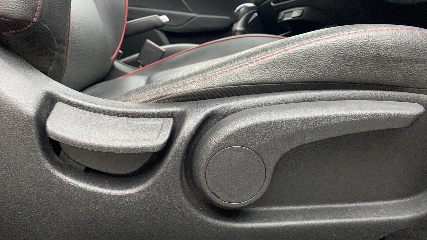 2020 Hyundai Verna SX (O) 1.0 TURBO DCT, Petrol, Automatic, 43,885 km, Driver Side Adjustment Panel
