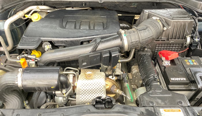 2021 Mahindra XUV300 W6 1.2 PETROL AMT, Petrol, Automatic, 19,551 km, Engine View