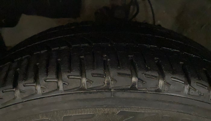 2017 Honda City 1.5L I-VTEC V MT, Petrol, Manual, 25,332 km, Left Front Tyre Tread