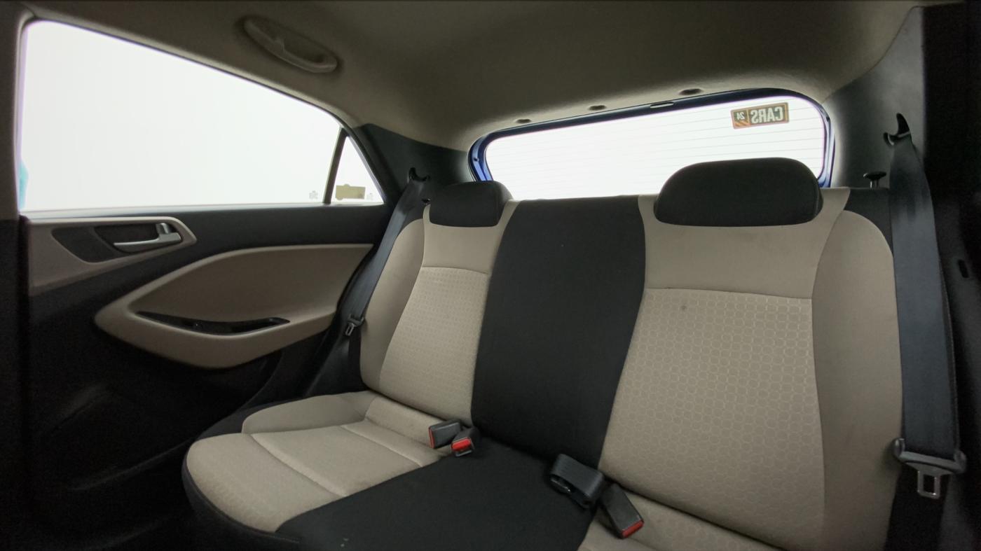 2014 Hyundai Elite i20 SPORTZ 1.2, Petrol, Manual, 59,693 km, Right Side Rear Door Cabin