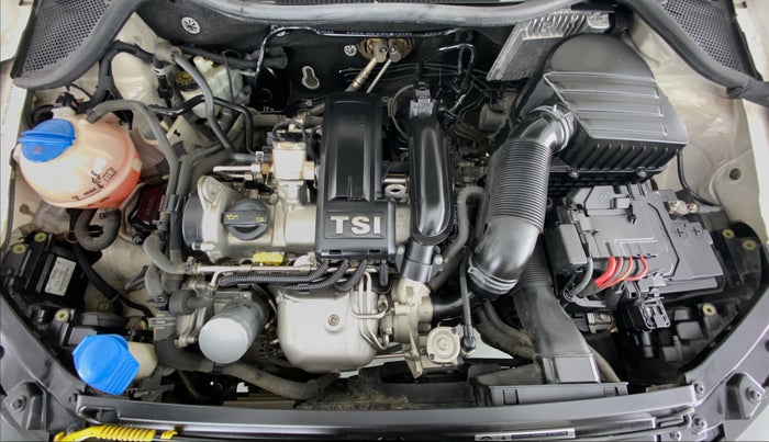 2015 Volkswagen Polo GT TSI 1.2 PETROL AT, Petrol, Automatic, 36,483 km, Open Bonet