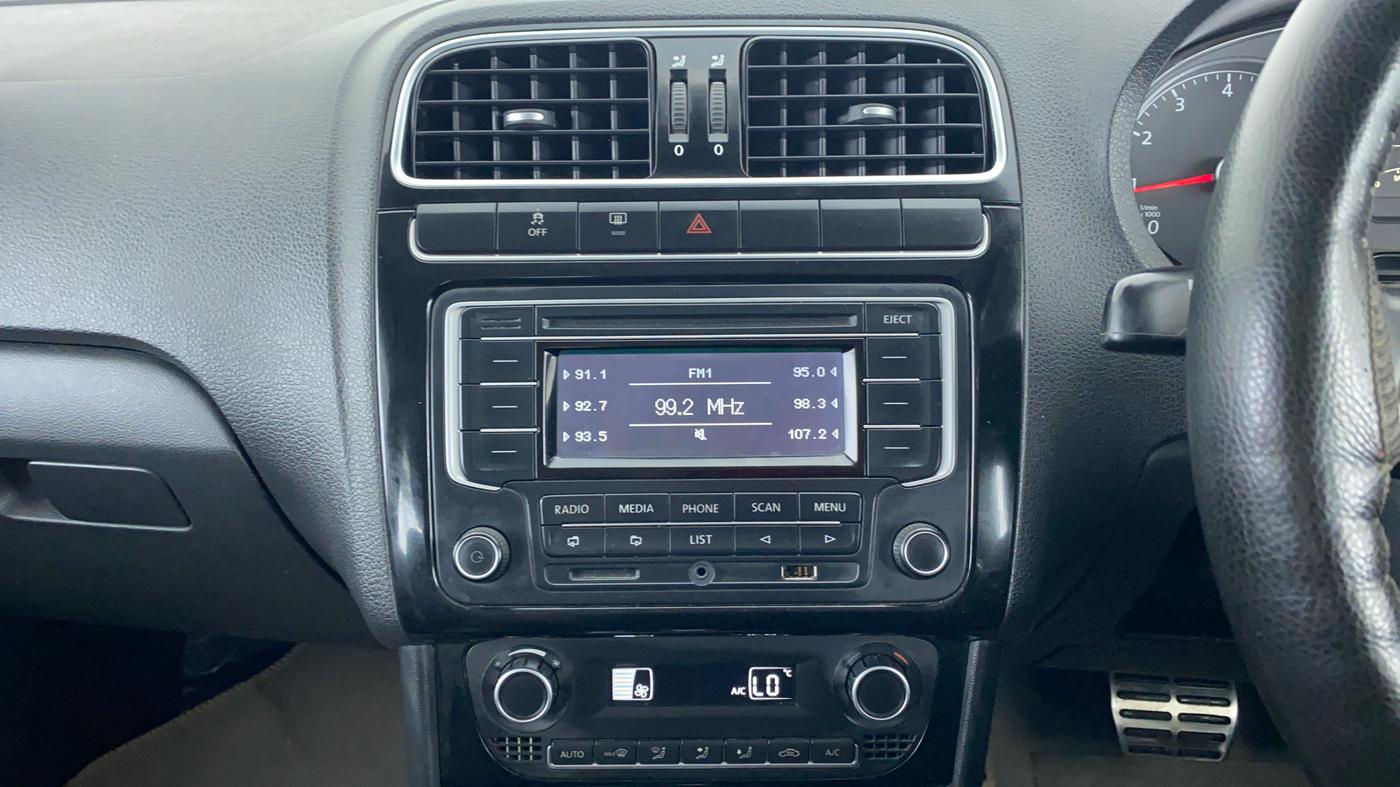 2015 Volkswagen Polo GT TSI 1.2 PETROL AT, Petrol, Automatic, 36,483 km, Air Conditioner