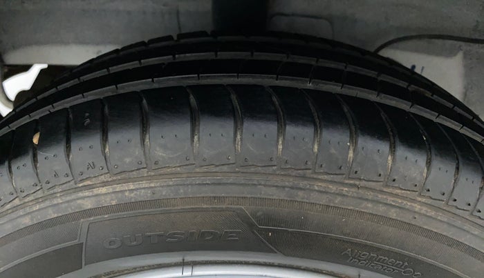 2020 Hyundai NEW SANTRO ERA 1.1, Petrol, Manual, 3,803 km, Right Rear Tyre Tread