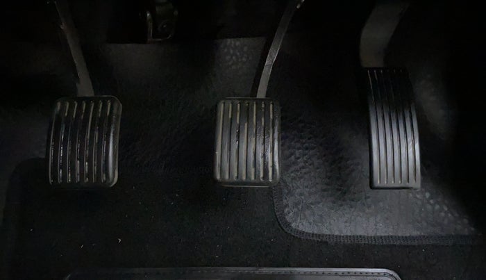 2020 Hyundai NEW SANTRO ERA 1.1, Petrol, Manual, 3,803 km, Pedals