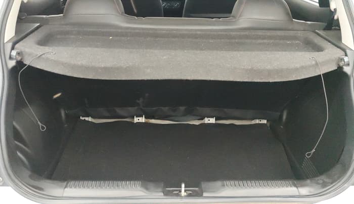 2018 Maruti Swift VXI AMT, Petrol, Automatic, 40,594 km, Boot Inside