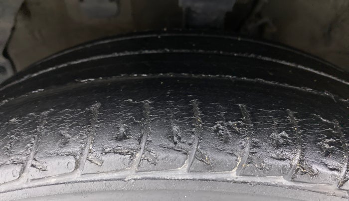 2016 Hyundai Verna 1.4 VTVT, Petrol, Manual, 71,487 km, Left Front Tyre Tread