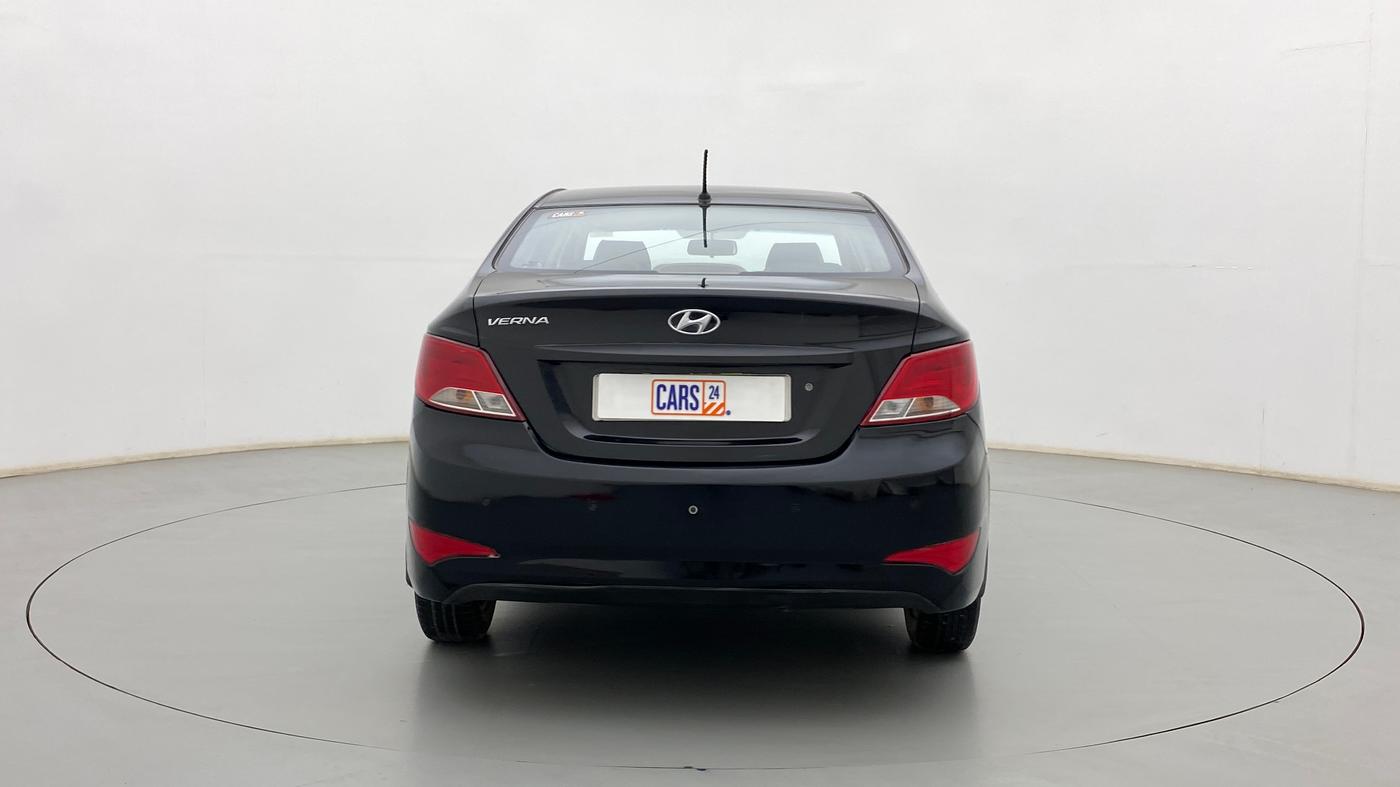 2016 Hyundai Verna 1.4 VTVT, Petrol, Manual, 71,487 km, Back/Rear