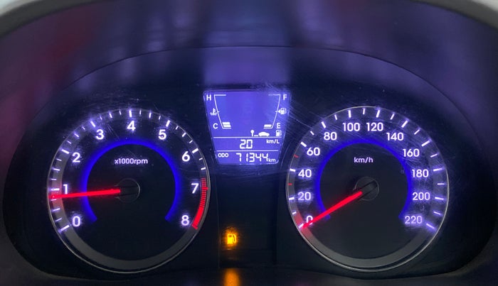 2016 Hyundai Verna 1.4 VTVT, Petrol, Manual, 71,487 km, Odometer Image