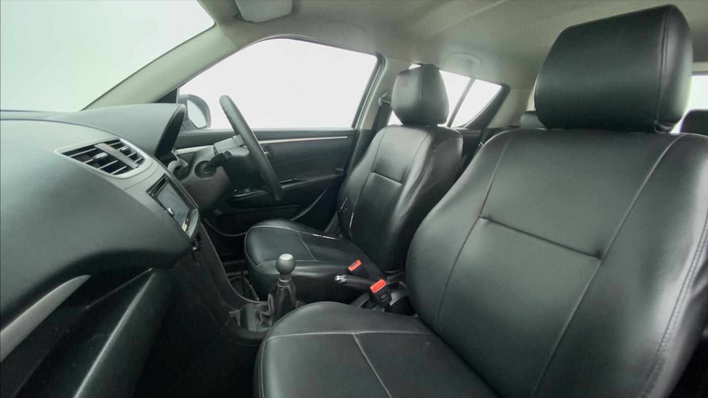 2013 Maruti Swift VXI, Petrol, Manual, 91,701 km, Right Side Front Door Cabin