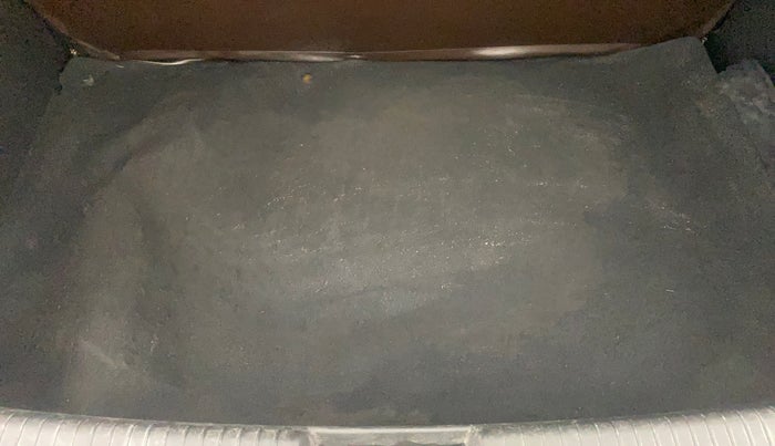 2012 Hyundai i20 MAGNA 1.4 CRDI, Diesel, Manual, 1,44,594 km, Boot Inside