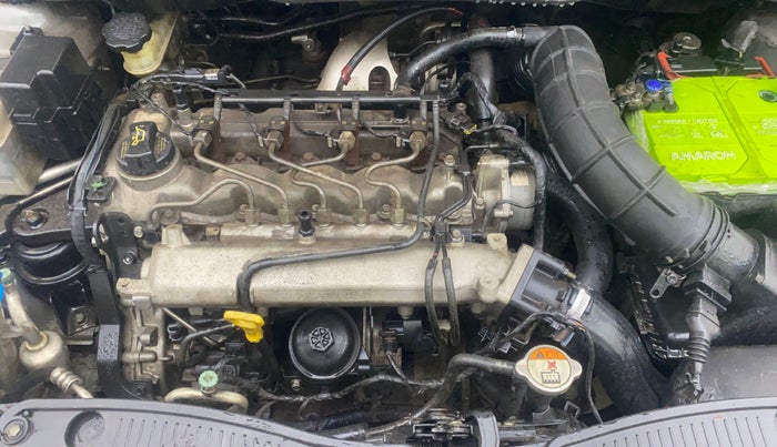 2012 Hyundai i20 MAGNA 1.4 CRDI, Diesel, Manual, 1,44,594 km, Engine View