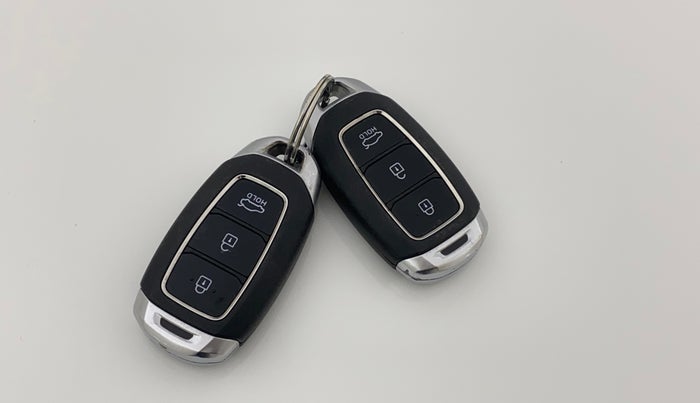 2022 Hyundai Verna SX 1.5 VTVT, Petrol, Manual, 76,406 km, Key Close Up