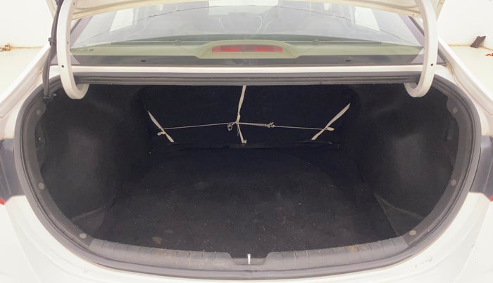 2022 Hyundai Verna SX 1.5 VTVT, Petrol, Manual, 76,406 km, Boot Inside