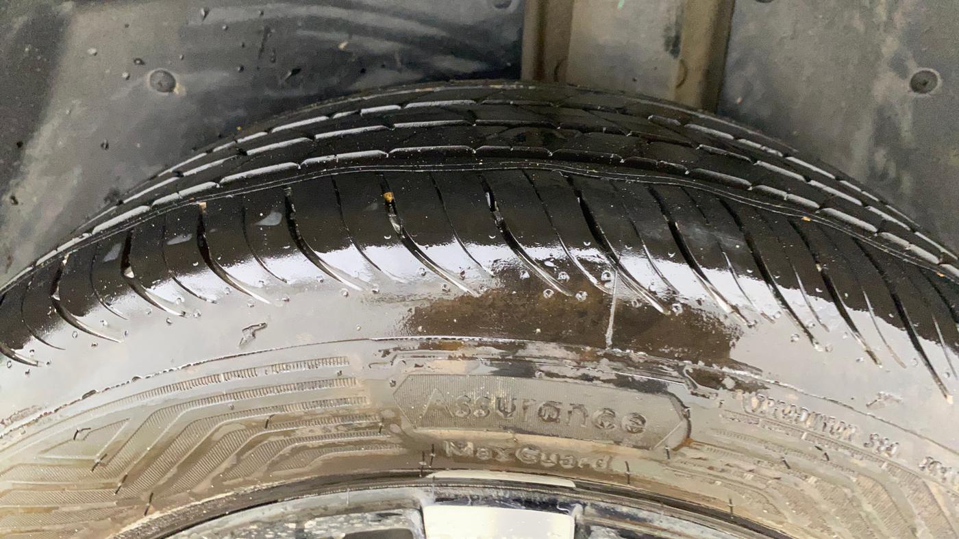 2019 MG HECTOR SMART HYBRID 1.5 PETROL, Petrol, Manual, 50,898 km, Left Rear Tyre Tread