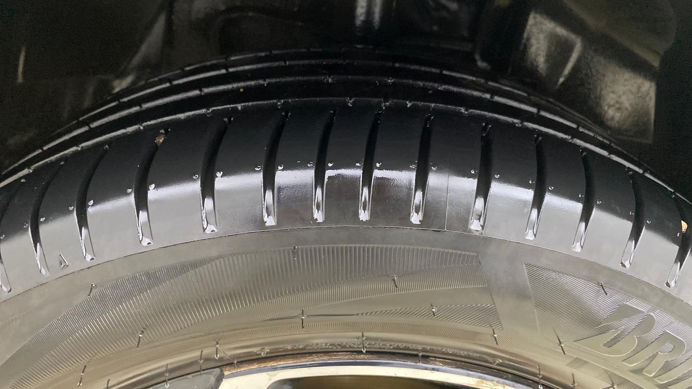 2021 Tata NEXON XZ PLUS PETROL SUNROOF, Petrol, Manual, 51,343 km, Right Front Tyre Tread