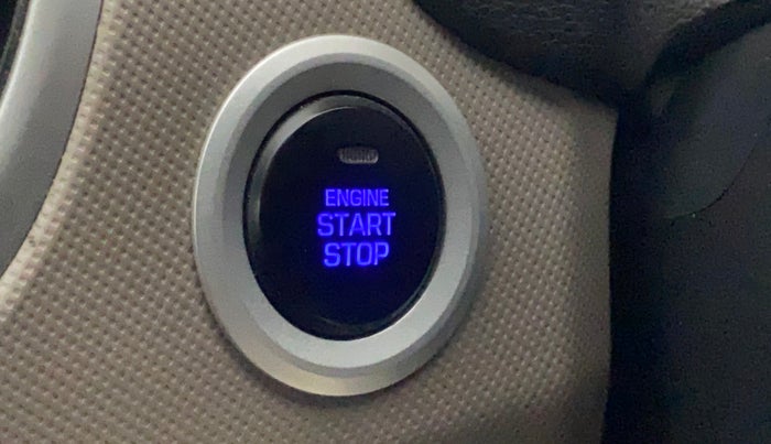 2017 Hyundai Creta SX PLUS AT 1.6 PETROL, Petrol, Automatic, 1,08,638 km, Keyless Start/ Stop Button