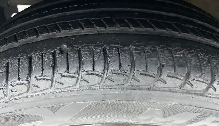 2016 Maruti Baleno DELTA DDIS 190, Diesel, Manual, 64,198 km, Left Rear Tyre Tread