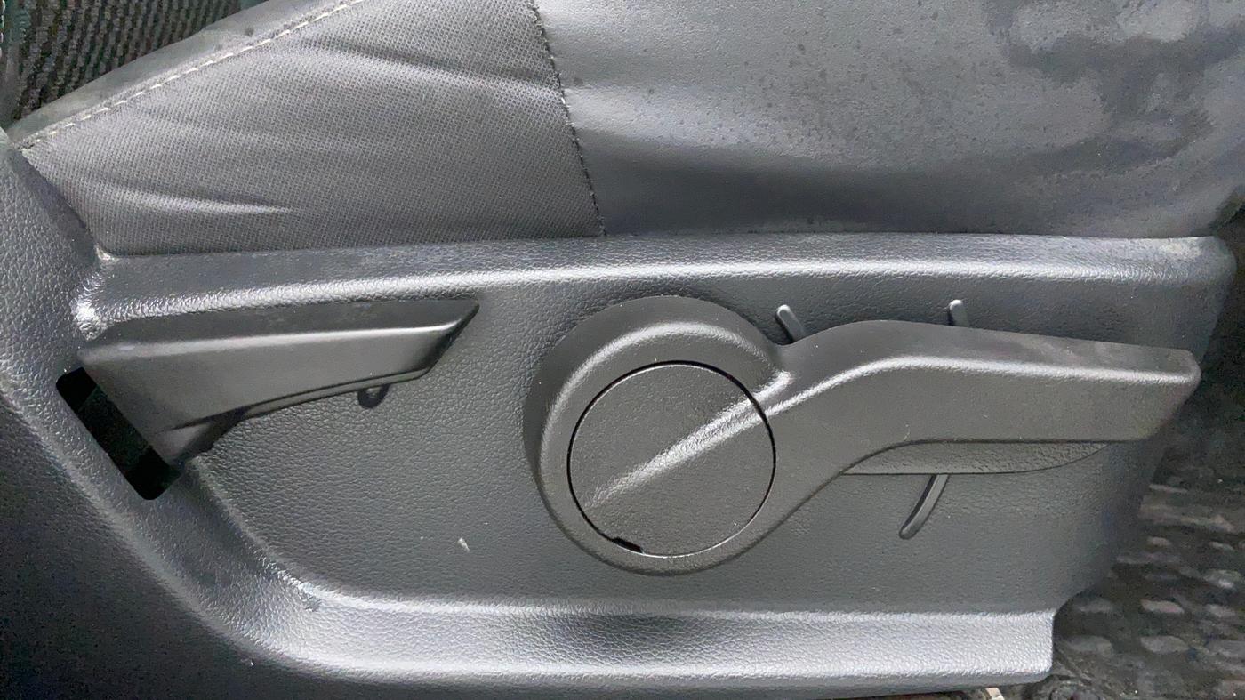 2022 Mahindra Thar LX PETROL HT 4WD AT, Petrol, Automatic, 3,861 km, Driver Side Adjustment Panel
