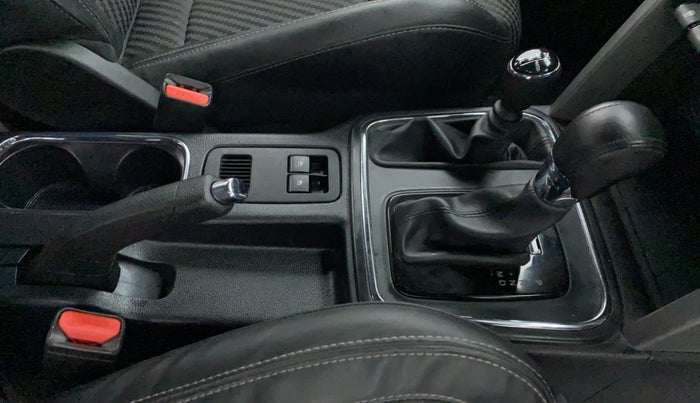 2022 Mahindra Thar LX PETROL HT 4WD AT, Petrol, Automatic, 3,861 km, Gear Lever