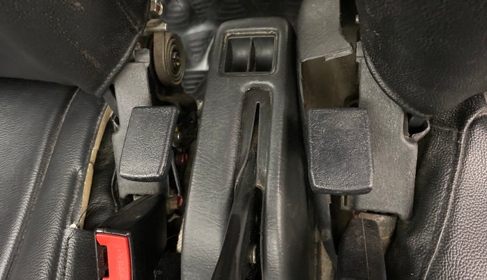 2018 Maruti Eeco 5 STR WITH AC PLUSHTR, Petrol, Manual, 49,951 km, Driver Side Adjustment Panel