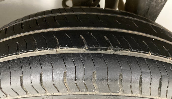 2018 Maruti Eeco 5 STR WITH AC PLUSHTR, Petrol, Manual, 49,951 km, Left Rear Tyre Tread