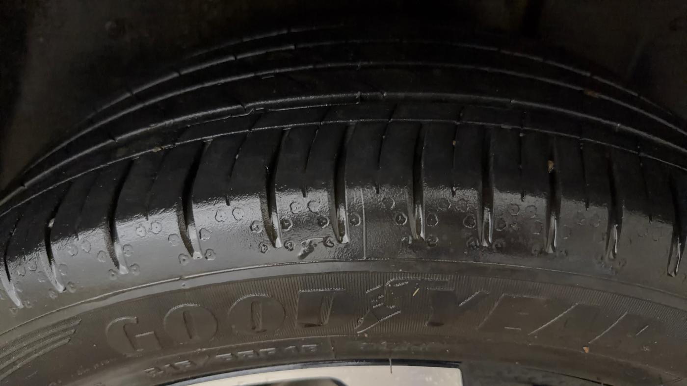 2024 MG HECTOR PLUS SHARP PRO 1.5 PETROL TURBO CVT 6 STR, Petrol, Automatic, 37,281 km, Left Rear Tyre Tread