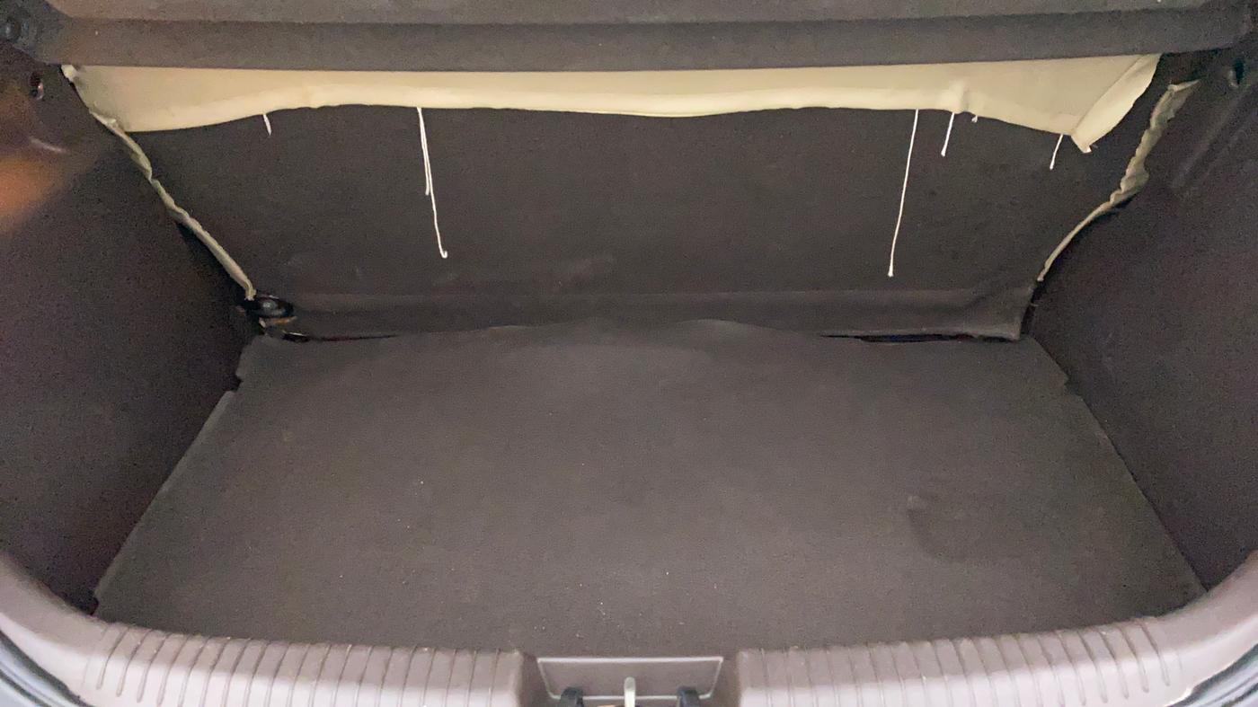 2010 Hyundai i20 MAGNA O 1.2, Petrol, Manual, 38,503 km, Boot Inside