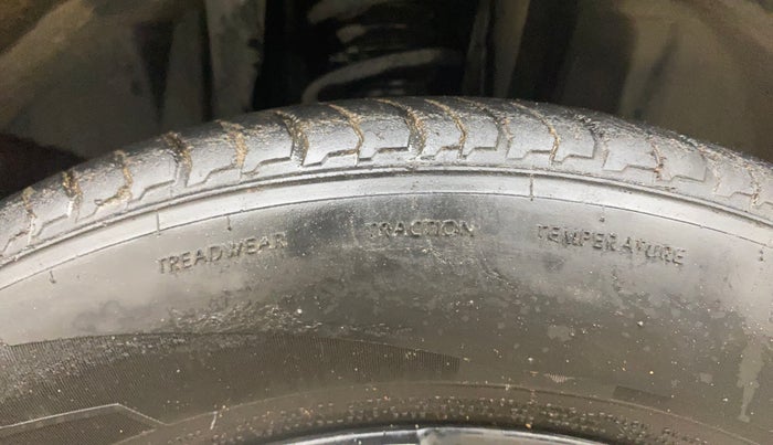 2022 Nissan MAGNITE XV PREMIUM, Petrol, Manual, 42,189 km, Right Front Tyre Tread