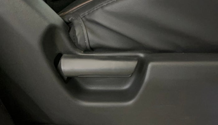 2025 Maruti JIMNY ALPHA ALL GRIP PRO AT, Petrol, Automatic, 6,267 km, Driver Side Adjustment Panel