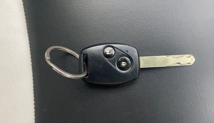 2014 Honda Mobilio 1.5L I-DTEC S, Diesel, Manual, 74,900 km, Key Close Up