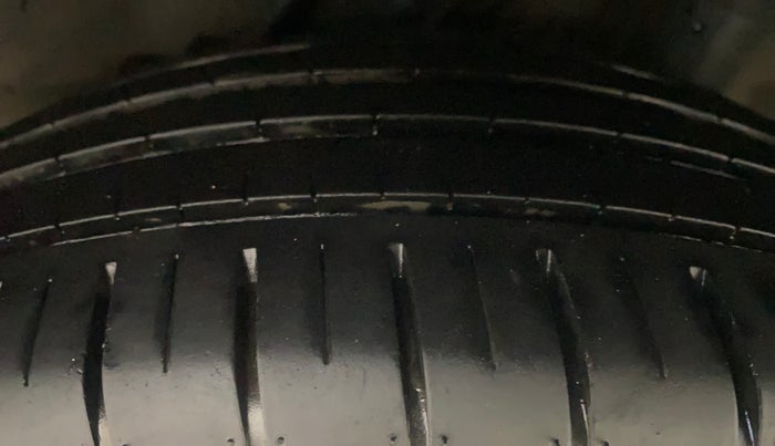 2014 Honda Mobilio 1.5L I-DTEC S, Diesel, Manual, 74,900 km, Left Rear Tyre Tread