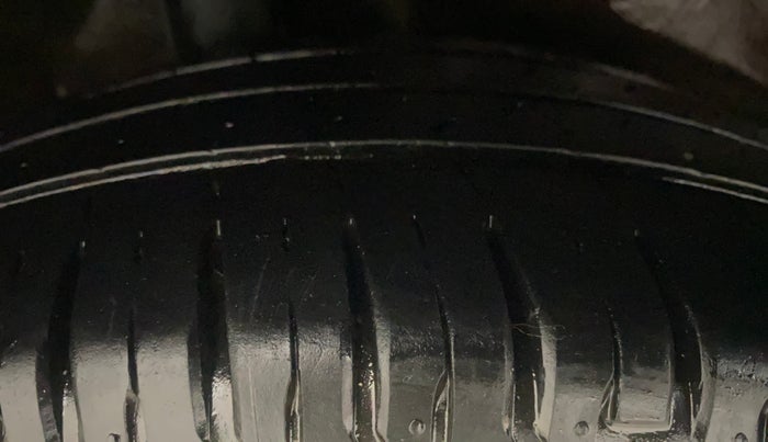 2014 Honda Mobilio 1.5L I-DTEC S, Diesel, Manual, 74,900 km, Right Rear Tyre Tread