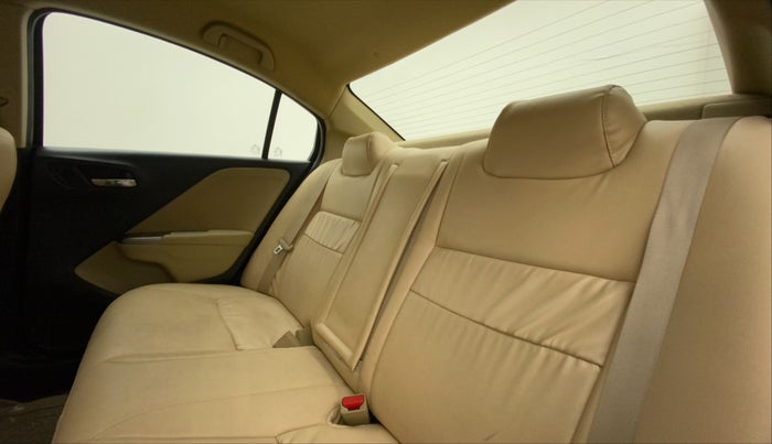 2014 Honda City 1.5L I-VTEC V MT, Petrol, Manual, 43,980 km, Right Side Rear Door Cabin