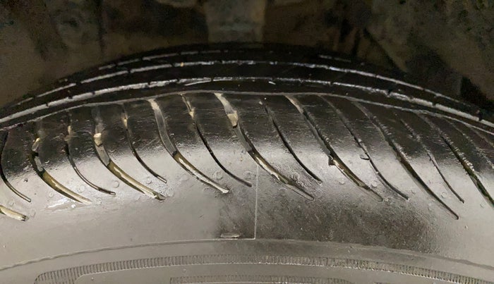 2019 Maruti Vitara Brezza ZDI PLUS AMT, Diesel, Automatic, 83,559 km, Right Front Tyre Tread