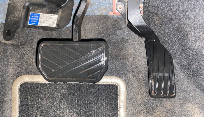 2019 Maruti Vitara Brezza ZDI PLUS AMT, Diesel, Automatic, 83,559 km, Pedals