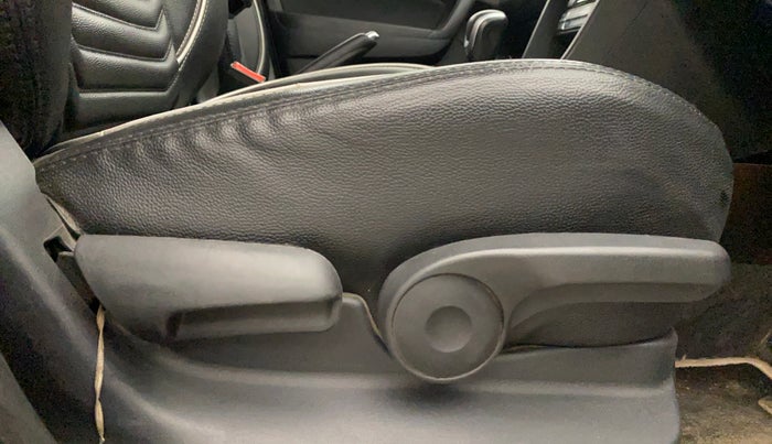 2019 Maruti Vitara Brezza ZDI PLUS AMT, Diesel, Automatic, 83,559 km, Driver Side Adjustment Panel