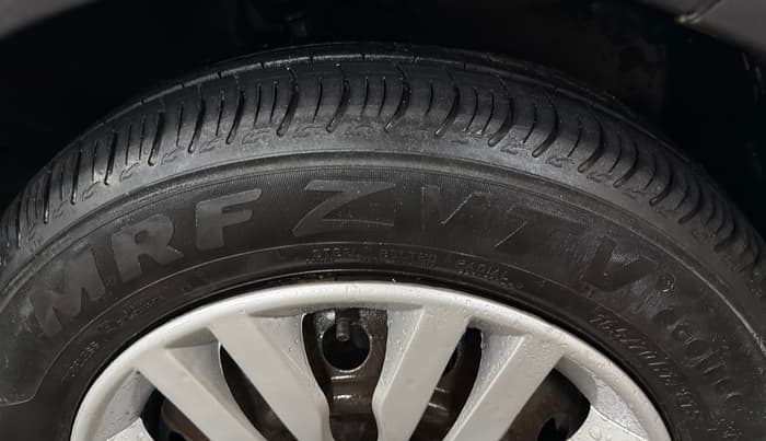 2018 Maruti Celerio X ZXI, CNG, Manual, 1,11,639 km, Right Front Tyre Tread