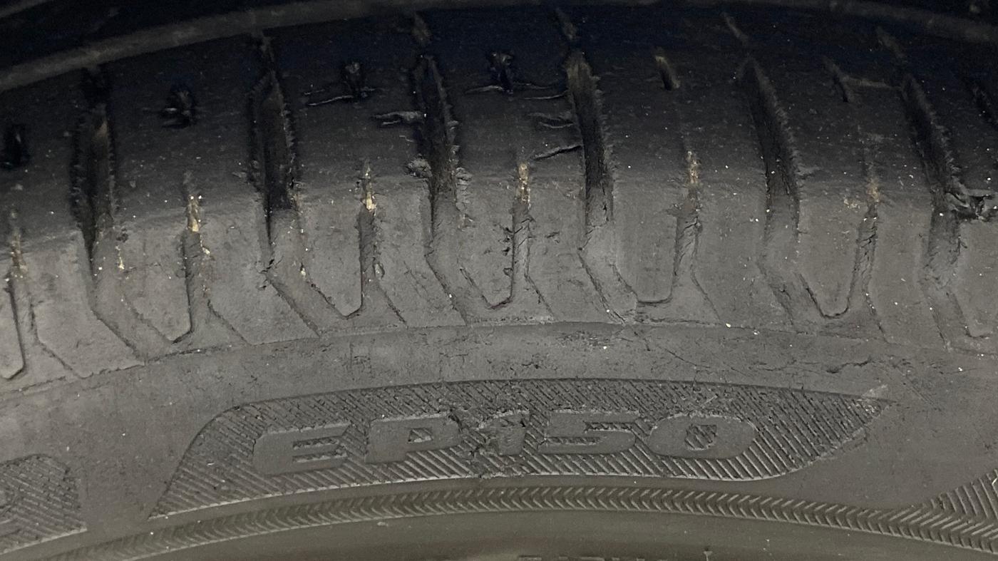 2021 Hyundai Verna SX (O) 1.5 VTVT IVT, Petrol, Automatic, 74,606 km, Right Front Tyre Tread
