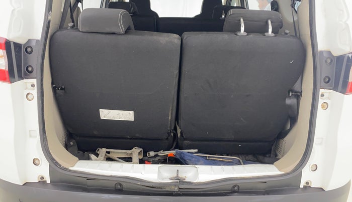 2021 Renault TRIBER RXZ AMT, Petrol, Automatic, 45,081 km, Boot Inside