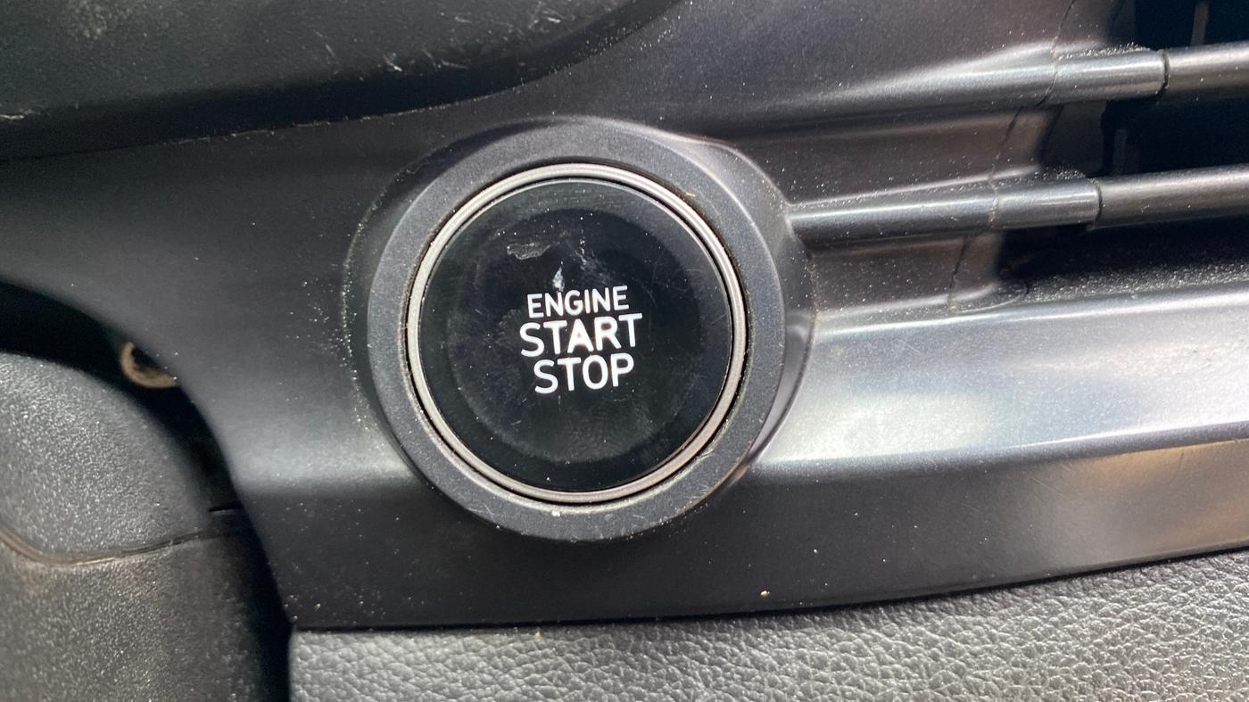 2021 Hyundai NEW I20 ASTA 1.2 MT, Petrol, Manual, 54,806 km, Keyless Start/ Stop Button