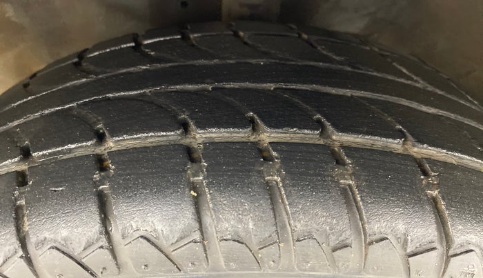 2012 Hyundai Santro Xing GL PLUS, Petrol, Manual, 43,967 km, Left Front Tyre Tread